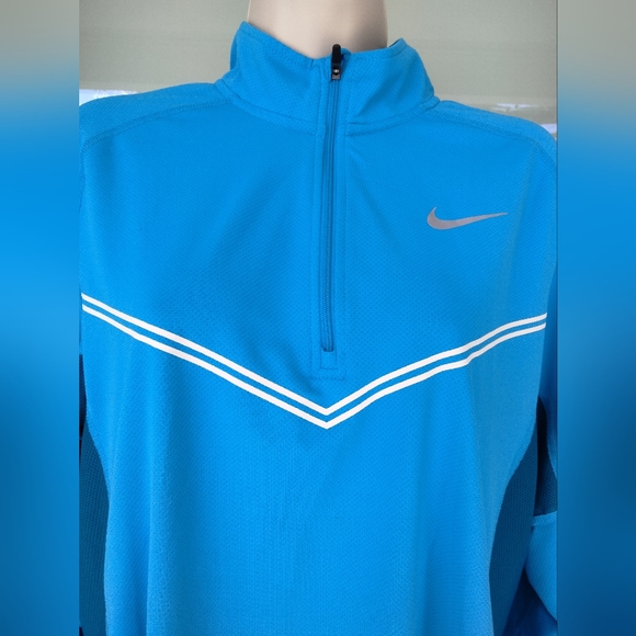 Women's Nike Running "Dri-Fit" 1/4 Zip Pullover Athletic Jacket. Size M. V. Nice - Picture 3 of 9
